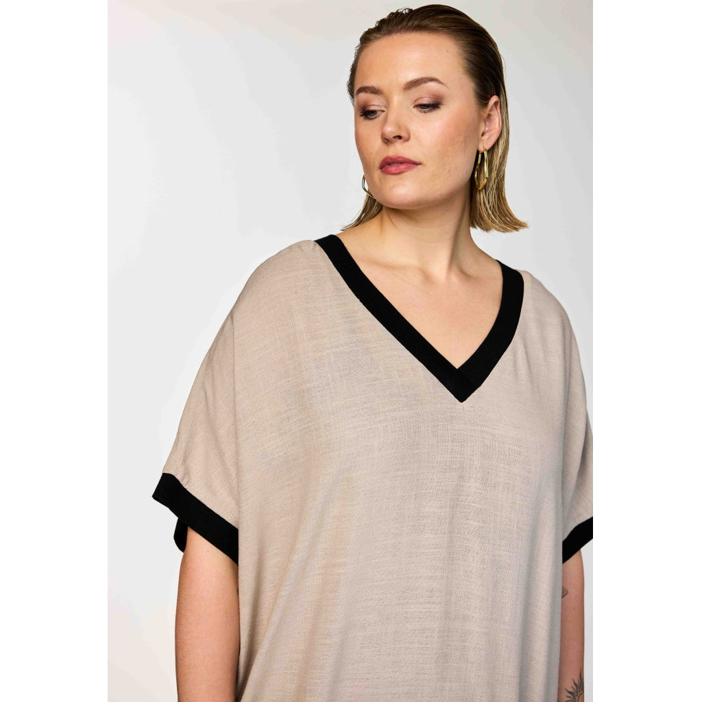 Gozzip Woman GNia Dress Dress Sand/Black printed