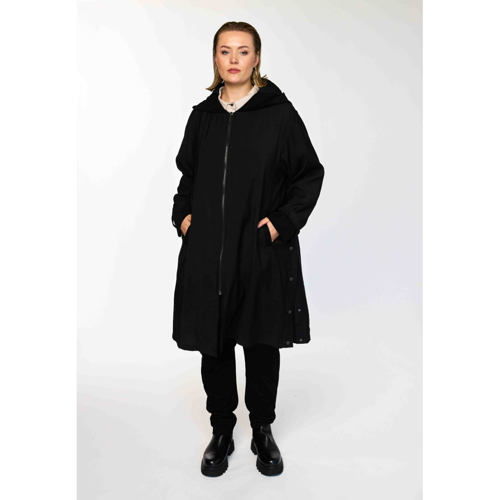 Gozzip Woman GAveny Jacket with hood Jacket Black