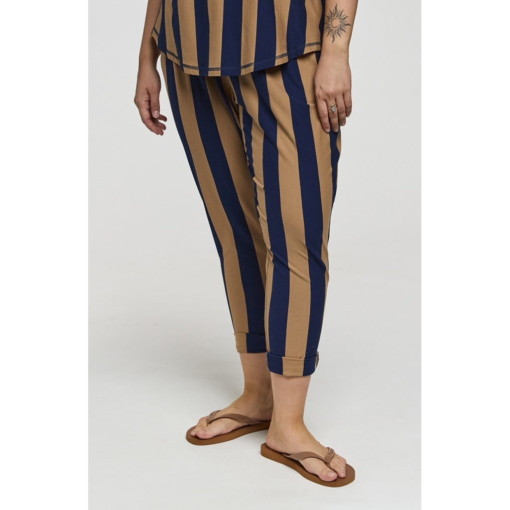 Gozzip Woman GBenita Pants Pants Navy/Sand stripe