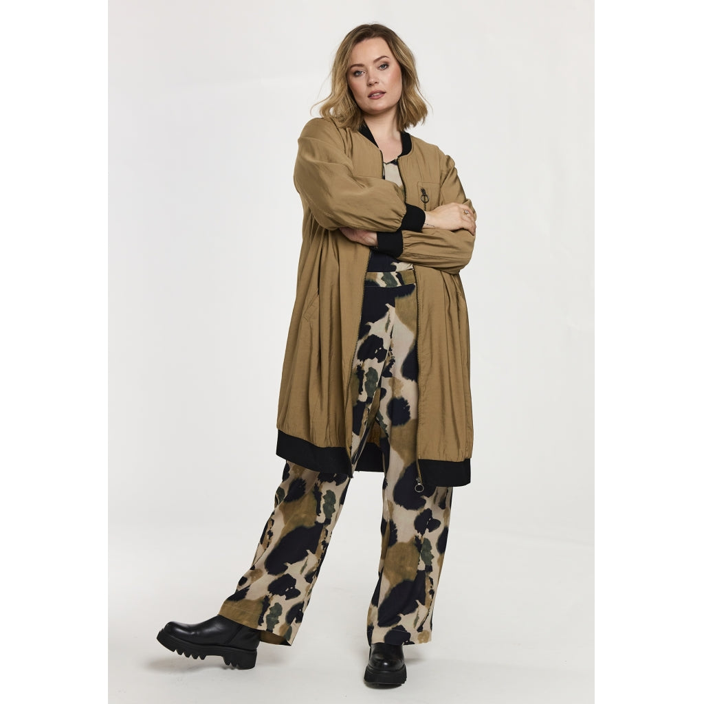 Gozzip Woman GEllinor Cardigan Cardigan Camel