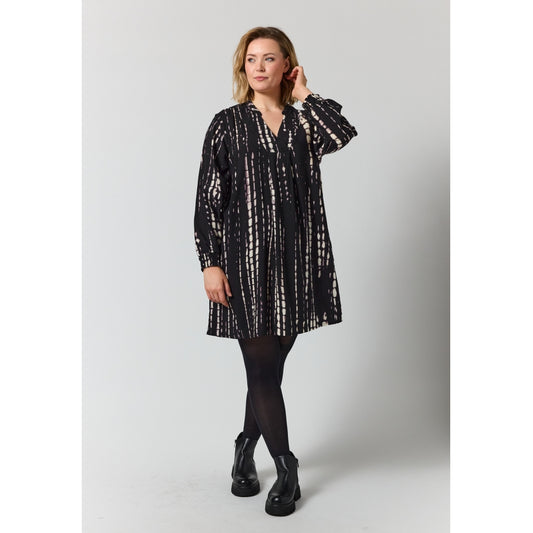 Gozzip Woman GGrace Tunic Tunic Black with sand animal
