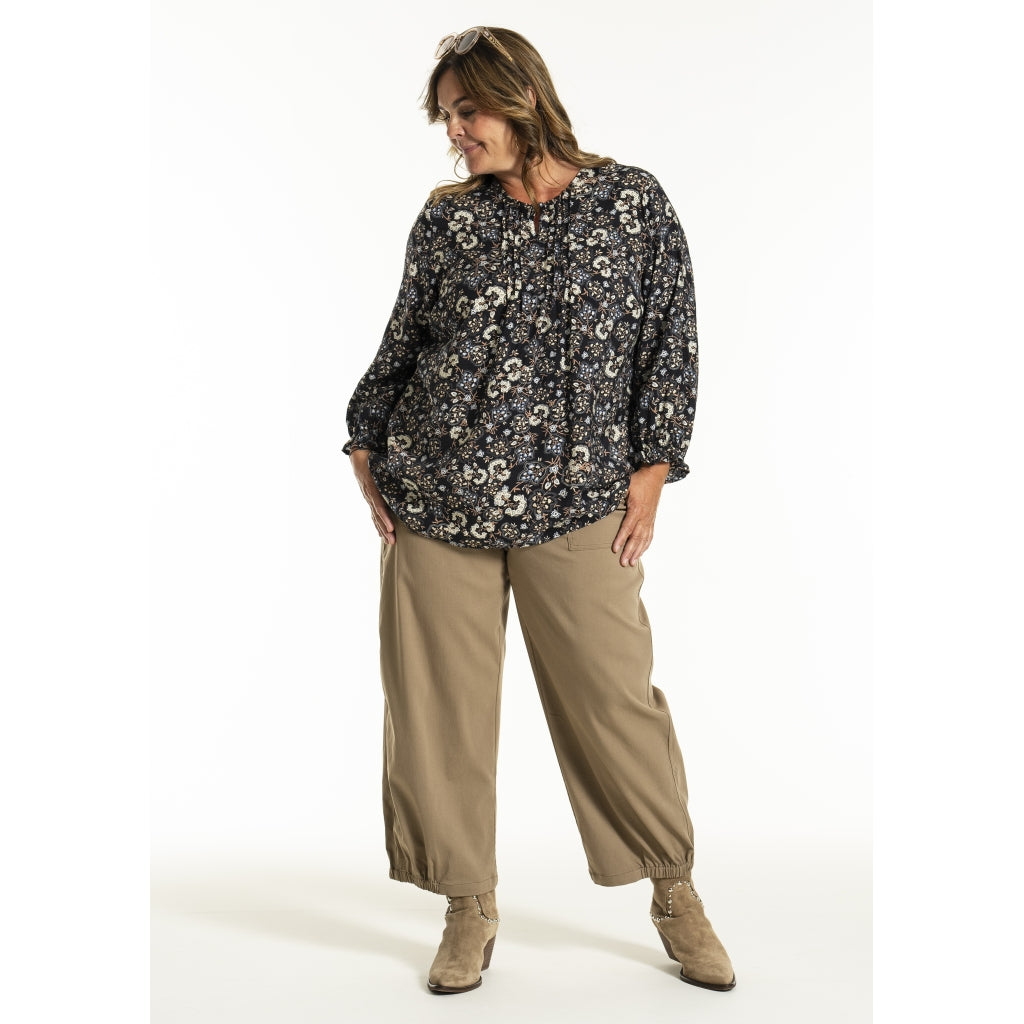 Gozzip Woman GIben Blouse Blouse Black Print