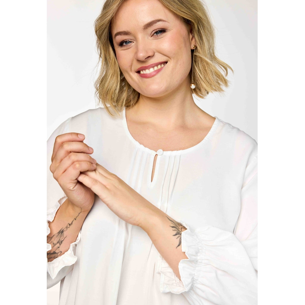 Gozzip Woman GIben Blouse Blouse Offwhite