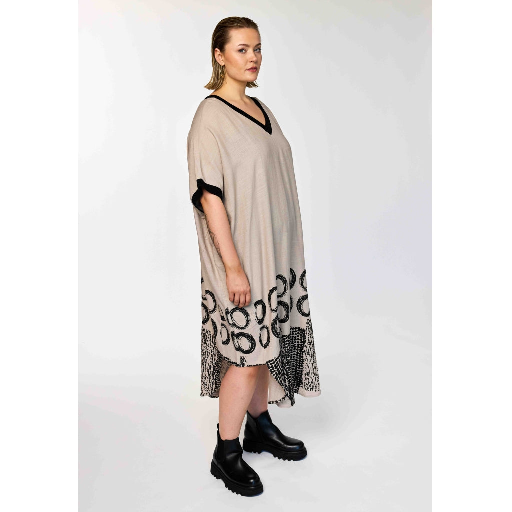 Gozzip Woman GNia Dress Dress Sand/Black printed