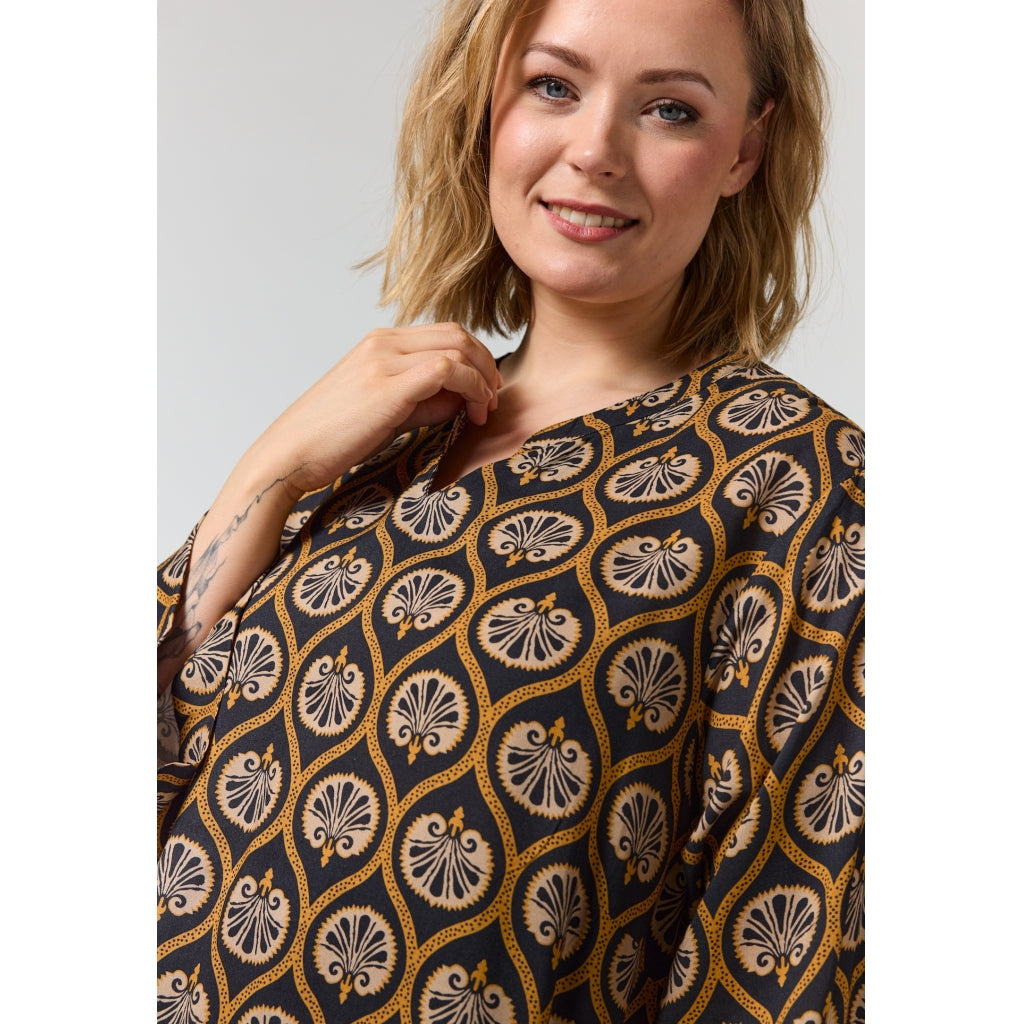 Gozzip Woman GSkuld Tunic Tunic Black with brown and sand pattern