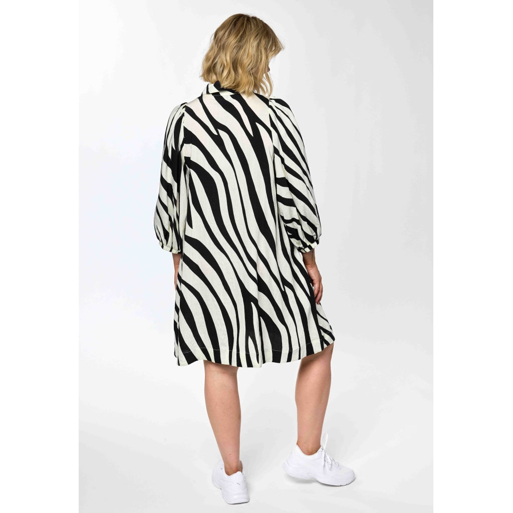 Gozzip Woman GWilma Dress Dress Black/Offwhite